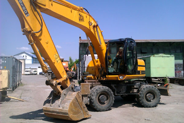 Колесный экскаватор JCW 160 Колесный экскаватор JCW 160